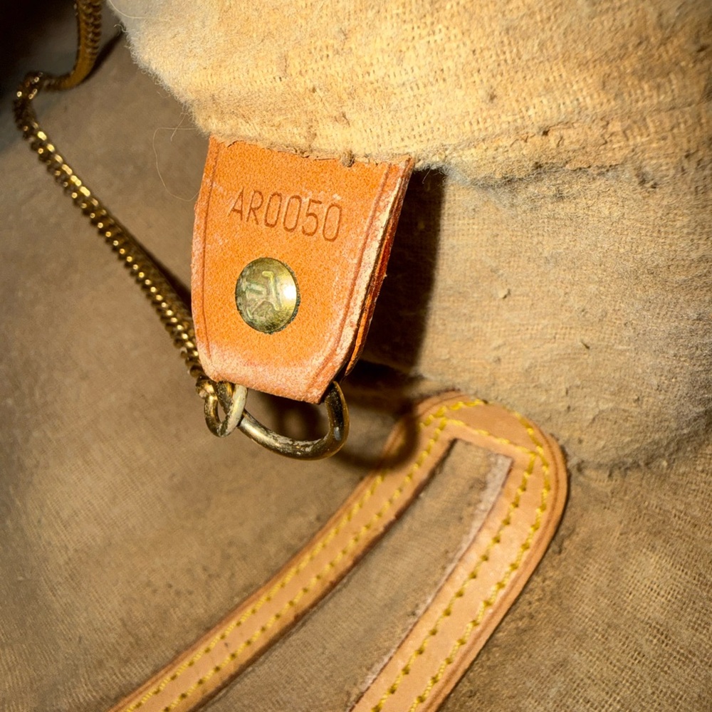 Louis Vuitton Monogram Marais Bucket Bag Tote - Vintage - Picture 10 of 11